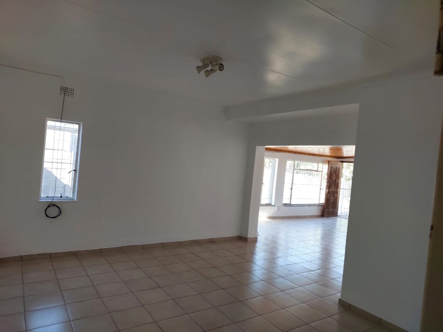 To Let 4 Bedroom Property for Rent in Saldanha Western Cape